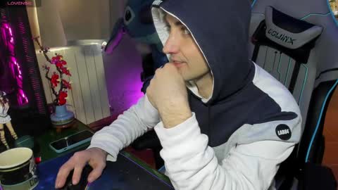 Snapshot of gil_gamesh90 chatting on 02.22.25 Mirko online show from 02.22.25