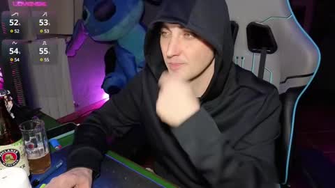 Snapshot of gil_gamesh90 chatting on 03.12.25 Mirko online show from 03.12.25