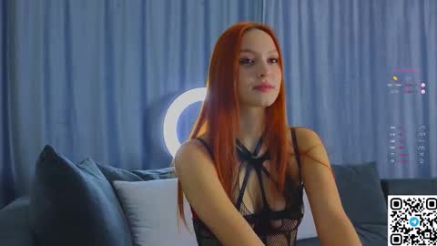 Snapshot of gildedkitten chatting on 09.25.25 Stacy online show from 09.25.25