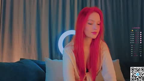 Snapshot of gildedkitten chatting on 10.13.25 Stacy online show from 10.13.25