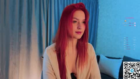 Snapshot of gildedkitten chatting on 10.24.25 Stacy online show from 10.24.25