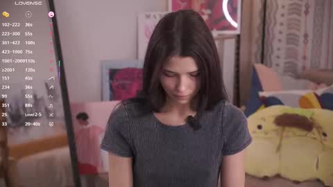 Mia online show from 02.04.26