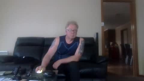 gimmmieoooo online show from 02.22.26