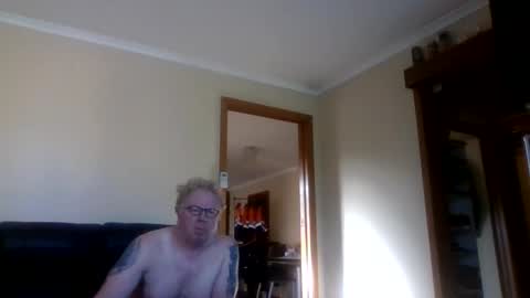 gimmmieoooo online show from 04.03.26