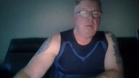 gimmmieoooo online show from 04.17.26