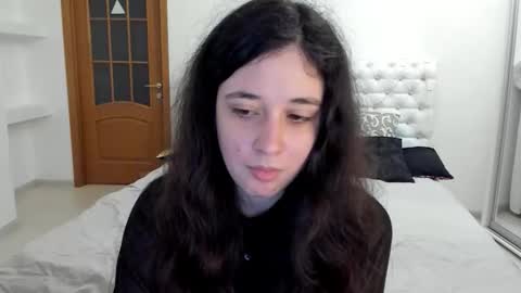 Kate online show from 09.25.25