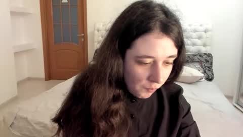 Kate online show from 11.22.25