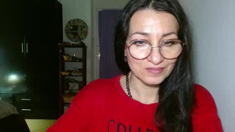 GinaONeon online show from 12.25.24
