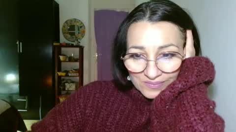 GinaONeon online show from 12.26.24