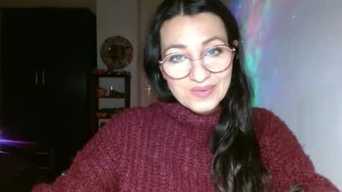 GinaONeon online show from 02.04.25