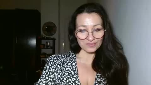 GinaONeon online show from 02.26.25