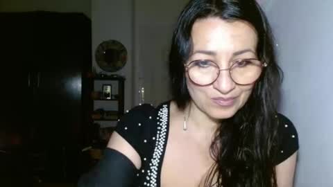 GinaONeon online show from 03.03.25