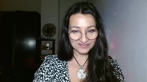 GinaONeon online show from 03.05.25