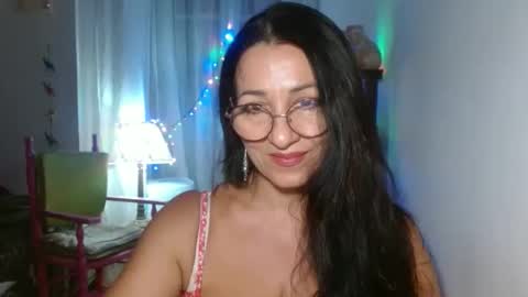 GinaONeon online show from 09.13.25