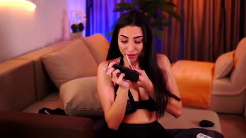 Gina online show from 01.30.25