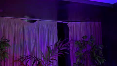 Gina online show from 09.24.25