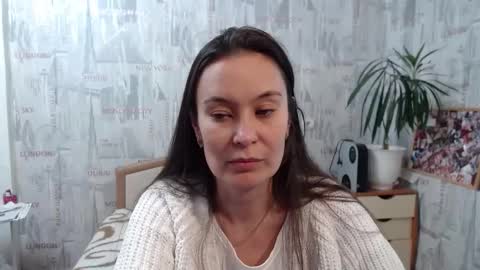 Snapshot of ginaxsoulah__ chatting on 09.18.25 ginaxsoulah online show from 09.18.25