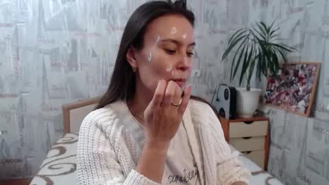 Snapshot of ginaxsoulah__ chatting on 09.29.25 ginaxsoulah online show from 09.29.25