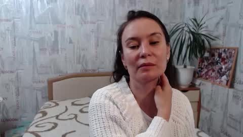 Snapshot of ginaxsoulah__ chatting on 10.01.25 ginaxsoulah online show from 10.01.25