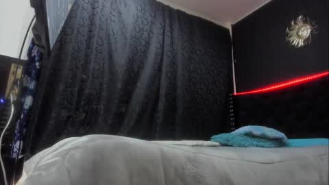 Snapshot of ginger_amarett chatting on 12.17.24 Miss online show from 12.17.24