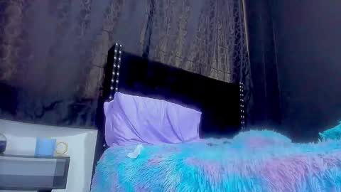 Miss online show from 09.23.25