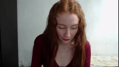 Snapshot of ginger_giirl chatting on 12.21.24 Ginger online show from 12.21.24