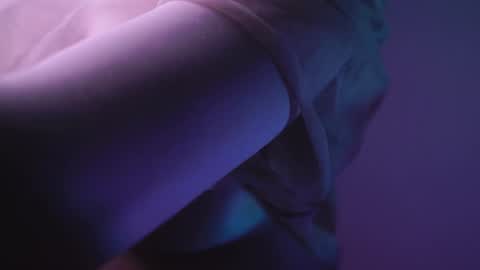        im expecting 350 thumbs up on my altar   online show from 12.19.24