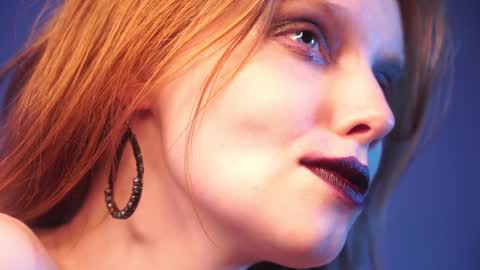        im expecting 350 thumbs up on my altar   online show from 01.07.25