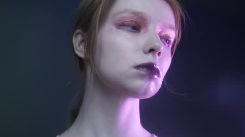        im expecting 350 thumbs up on my altar   online show from 03.10.25