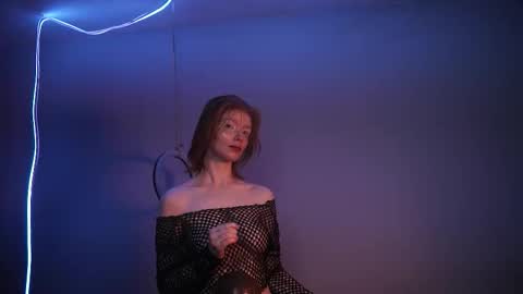        im expecting 350 thumbs up on my altar   online show from 11.05.25