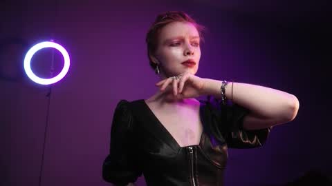        im expecting 350 thumbs up on my altar   online show from 02.23.26