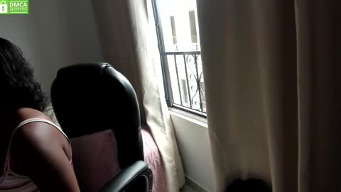 Snapshot of ginger_smil chatting on 01.19.25 Diana online show from 01.19.25