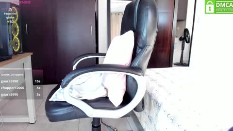 Snapshot of ginger_smil chatting on 01.29.25 Diana online show from 01.29.25