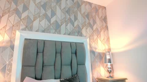 Ginger online show from 12.24.24