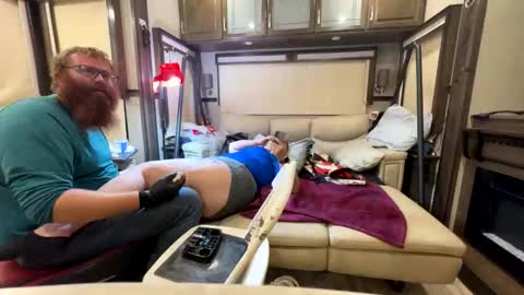 gingerbear3742 online show from 01.16.26