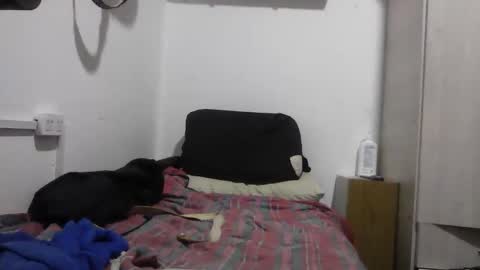 emahot online show from 11.11.25