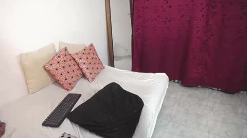 Snapshot of gio_gio44 chatting on 02.20.25 Giorgia online show from 02.20.25