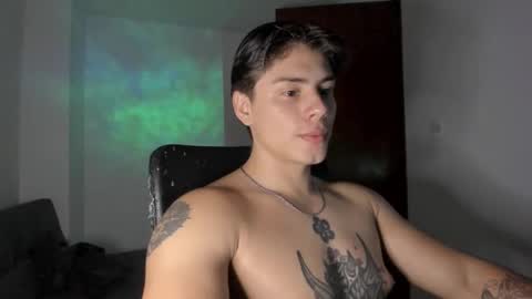 Snapshot of gio_russo chatting on 09.11.25 GioRusso online show from 09.11.25