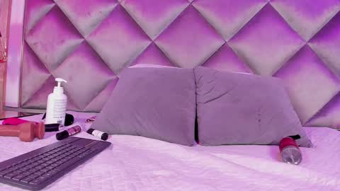 giorgia online show from 12.17.24