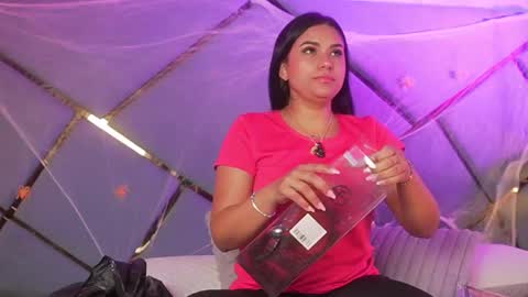 giorgia online show from 10.31.25