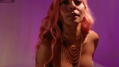 Giorgia Luxe online show from 10.26.25