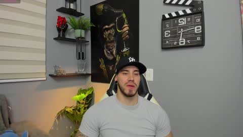 Snapshot of giorgio_leone2 chatting on 01.11.25 Giorgio leone online show from 01.11.25