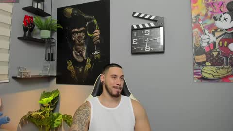 Snapshot of giorgio_leone2 chatting on 01.23.25 Giorgio leone online show from 01.23.25