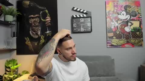 Snapshot of giorgio_leone2 chatting on 02.20.25 Giorgio leone online show from 02.20.25