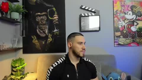 Snapshot of giorgio_leone2 chatting on 03.01.25 Giorgio leone online show from 03.01.25