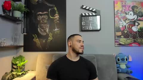 Snapshot of giorgio_leone2 chatting on 03.02.25 Giorgio leone online show from 03.02.25