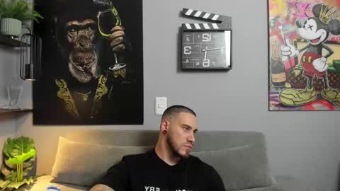 Snapshot of giorgio_leone2 chatting on 03.10.25 Giorgio leone online show from 03.10.25