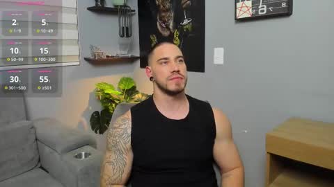 Snapshot of giorgio_leone2 chatting on 10.01.25 Giorgio leone online show from 10.01.25