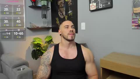 Snapshot of giorgio_leone2 chatting on 10.18.25 Giorgio leone online show from 10.18.25