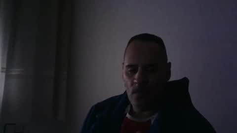 Snapshot of gioshadow chatting on 10.26.25 gioshadow online show from 10.26.25